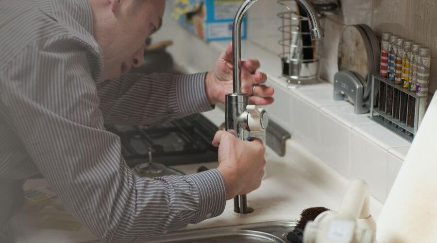 Local annual plumbing maintenance in Effingham, KS